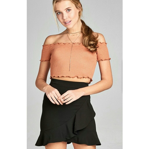 Tops - Off The Shoulder Crop Top